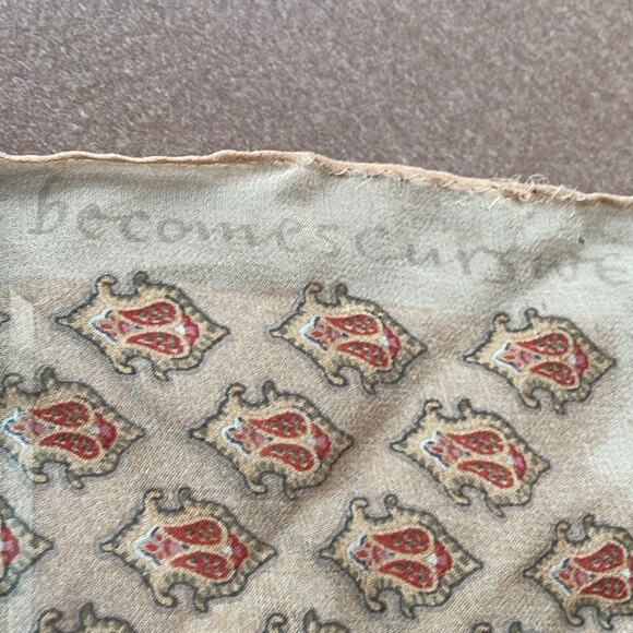 Anne Klein Square Silk Scarf Cream Green Rose - Picture 8 of 8